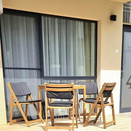 Апартаменты 4 *